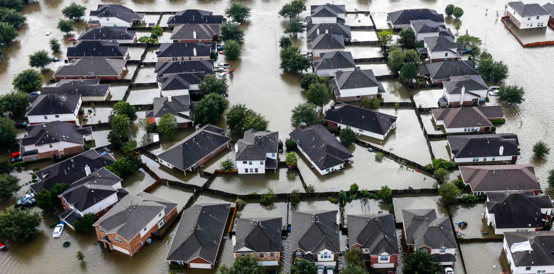 अमेरिकाको टेक्सासमा ४० वर्षपछि भीषण बाढी