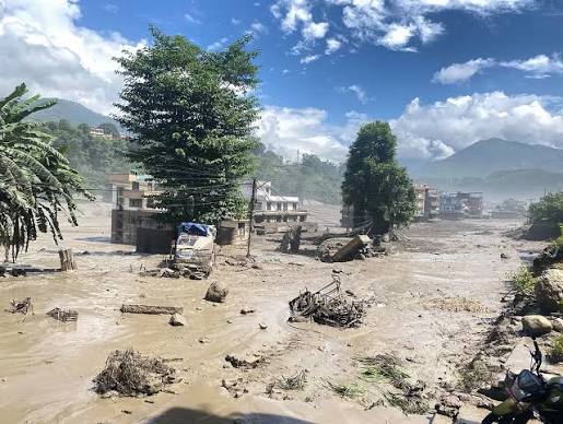 बाढी पीडितका लागि एनआरएनएको ५ करोड सहयोग
