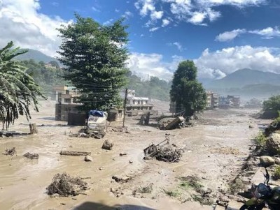 बाढी पीडितका लागि एनआरएनएको ५ करोड सहयोग